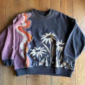 NWT Natural Life Marlowe Sweatshirt  Charcoal Daisy  XS